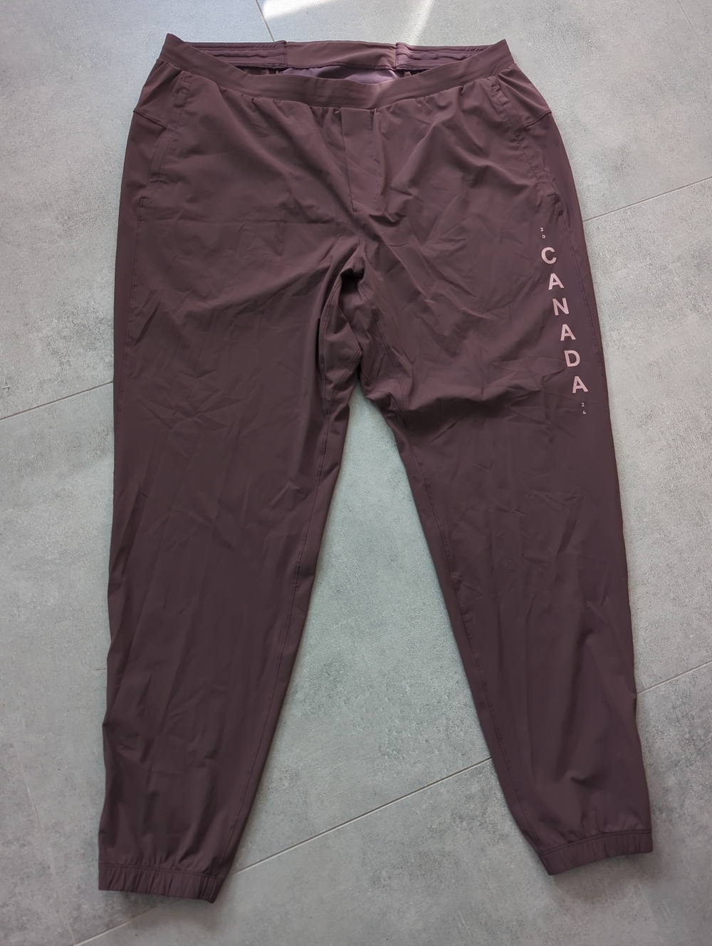 Lululemon Team Canada 22 Paralympic Vented Tapered Pant Brown 3XL